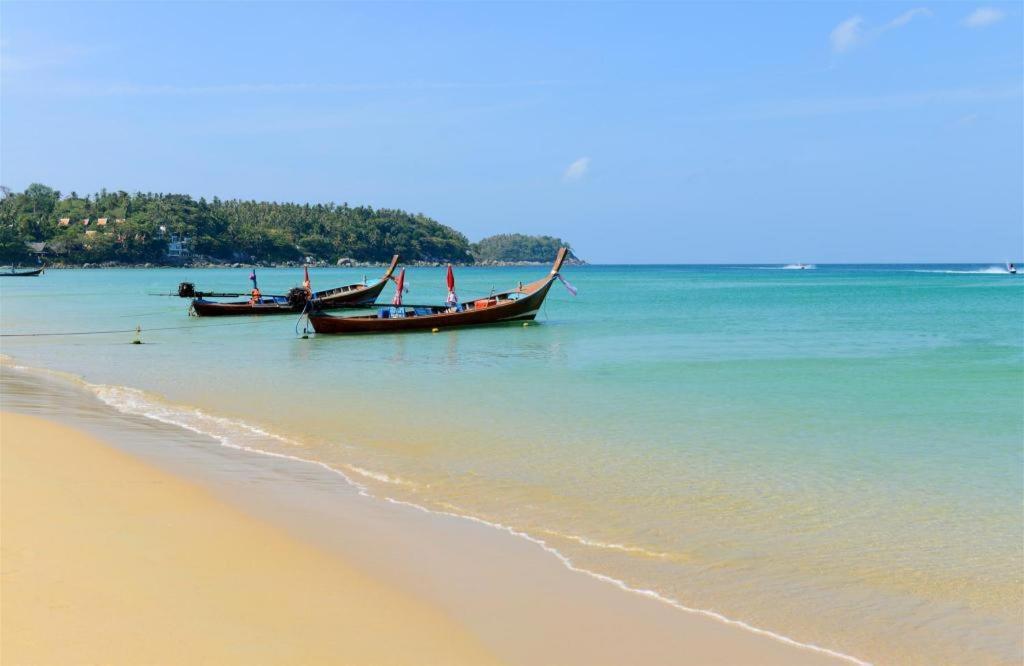 Отель Oyo 343 Wanna Marine Patong Экстерьер фото